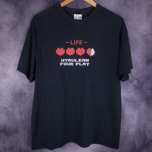 Vintage 00s Y2K Nintendo Legend of Zelda NES retro gamer faded black shirt